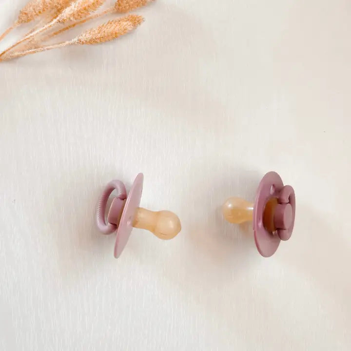 Itzy Soother™ Natural Rubber Paci Sets - Orchid & Lilac